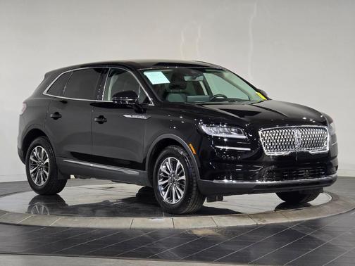 2023 Lincoln Nautilus Standard