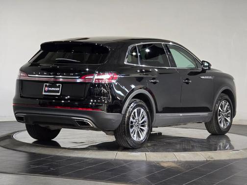 2023 Lincoln Nautilus Standard
