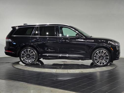 2025 Lincoln Aviator Black Label AWD