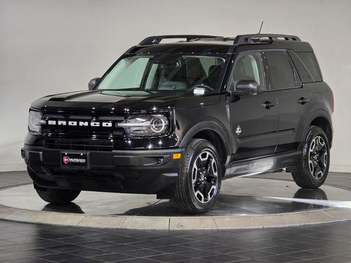 Shadow Black 2025 Ford Bronco Sport Outer Banks