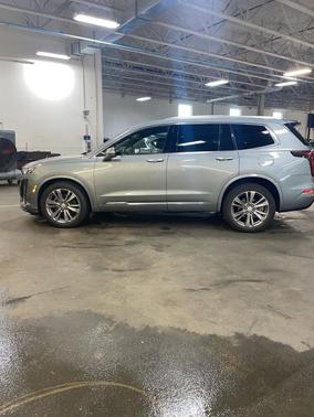 2023 Cadillac XT6 Premium Luxury FWD