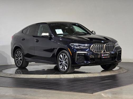 2023 BMW X6 M50i