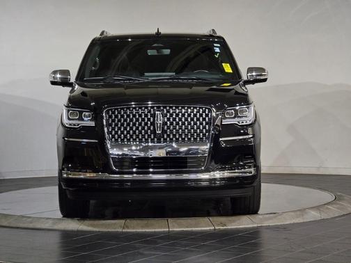 2022 Lincoln Navigator Black Label