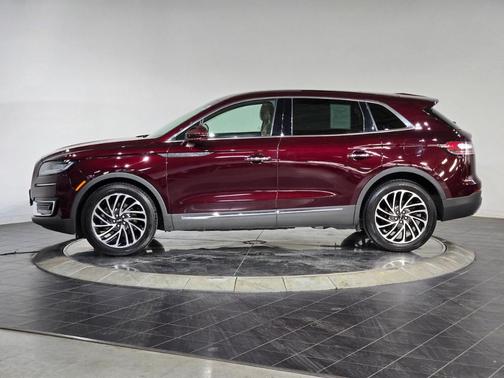 2019 Lincoln Nautilus Reserve