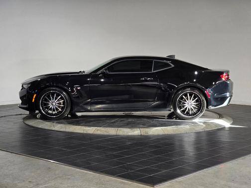 2019 Chevrolet Camaro 1LS