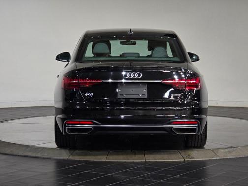 2023 Audi A4 45 S line Premium Plus