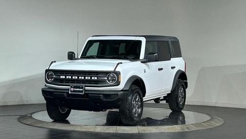 Oxford White 2026 Ford Bronco Big Bend