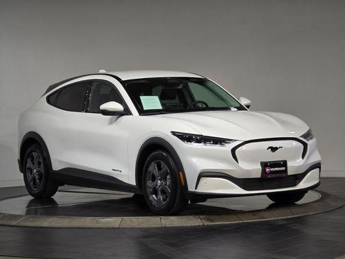2022 Ford Mustang Mach-E Select