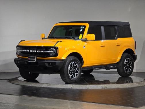 2022 Ford Bronco Outer Banks