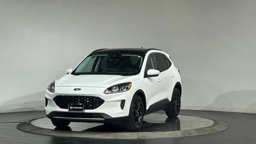 Star White 2021 Ford Escape SE