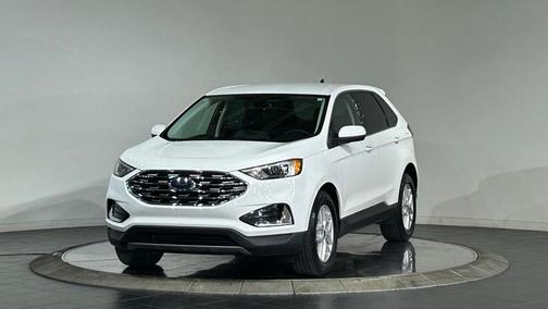 Star White 2022 Ford Edge SEL