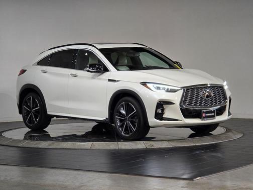 2022 INFINITI QX55 ESSENTIAL