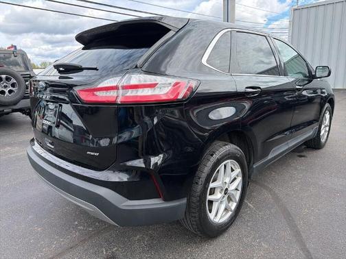 AGATE BLACK METALLIC 2023 Ford Edge SEL