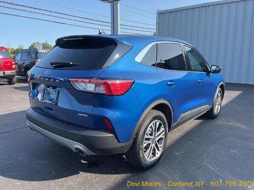 2022 Ford Escape SEL