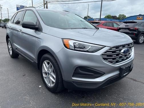 2022 Ford Edge SE