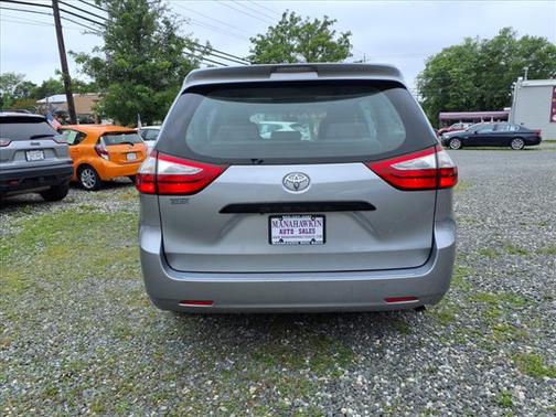 2017 Toyota Sienna SE