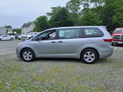 2017 Toyota Sienna SE