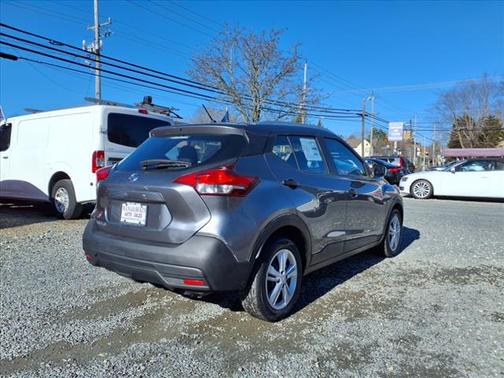 2019 Nissan Kicks S
