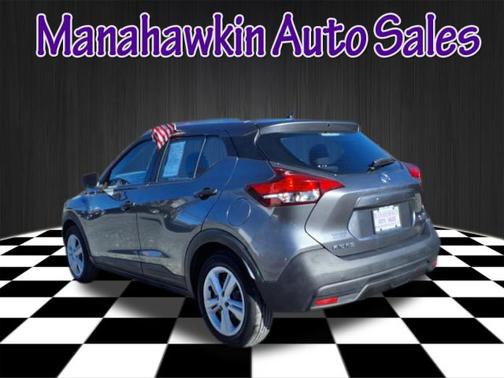 2019 Nissan Kicks S