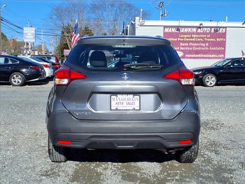 2019 Nissan Kicks S