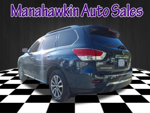 2015 Nissan Pathfinder SV