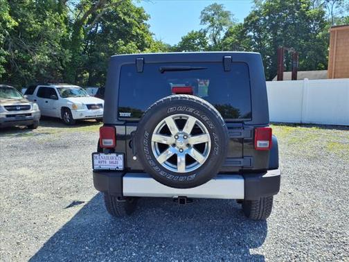 2012 Jeep Wrangler Unlimited Sahara