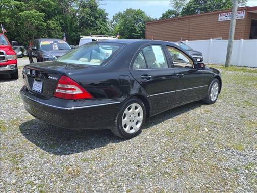 2006 Mercedes-Benz C-Class Base