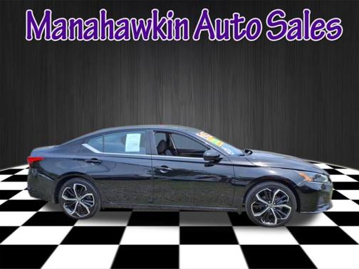 2024 Nissan Altima 2.5 SR