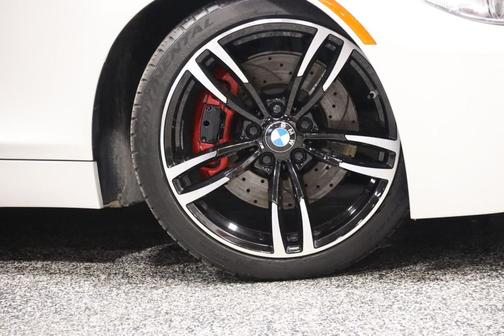 Alpine White 2014 BMW Z4 sDrive35i