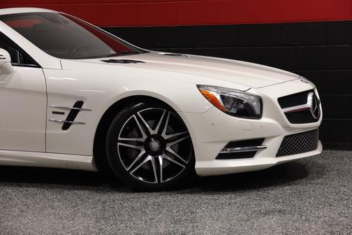 2015 Mercedes-Benz SL-Class AMG Sport White Arrow Edition 2dr Roadster