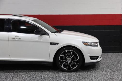 2013 Ford Taurus SHO