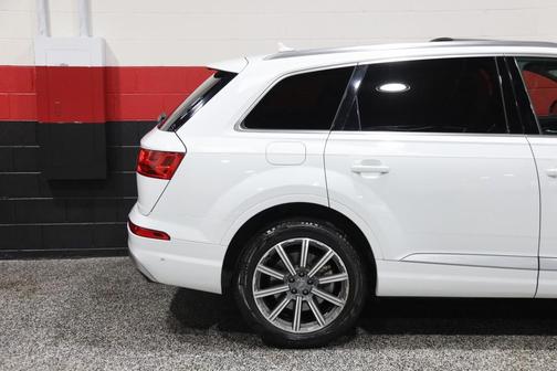 2019 Audi Q7 55 Prestige
