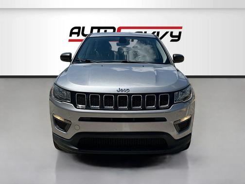 Billet Silver Metallic Clearcoat 2019 Jeep Compass Sport