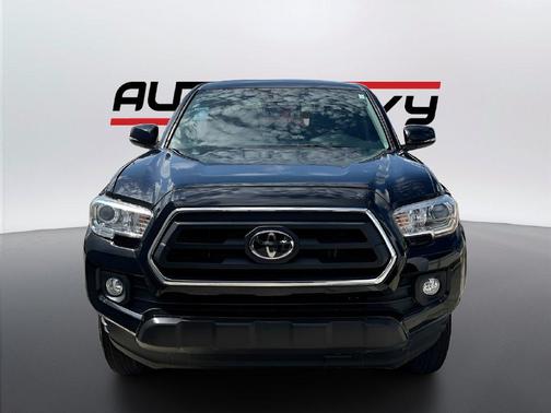 Midnight Black Metallic 2022 Toyota Tacoma SR5