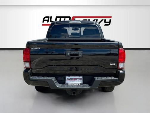 Midnight Black Metallic 2022 Toyota Tacoma SR5
