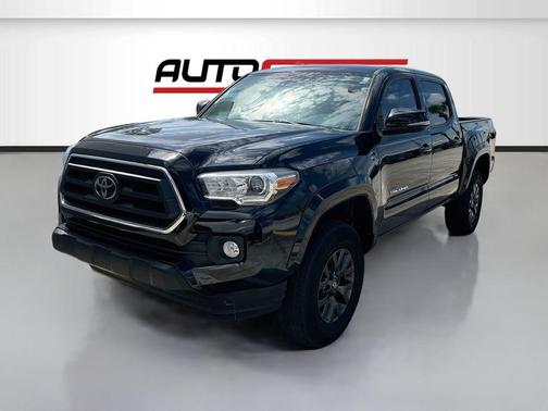 Midnight Black Metallic 2022 Toyota Tacoma SR5
