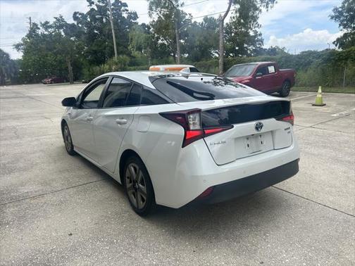 2022 Toyota Prius XLE