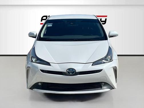 2022 Toyota Prius XLE