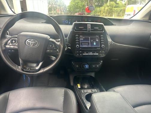 2022 Toyota Prius XLE