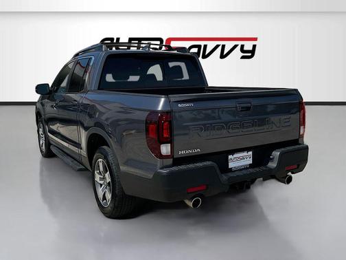 Charcoal 2024 Honda Ridgeline RTL