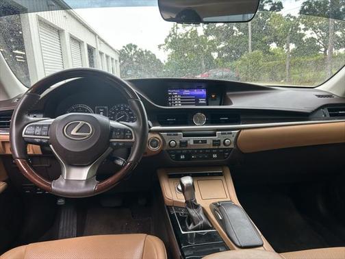 2018 Lexus ES 350 Base