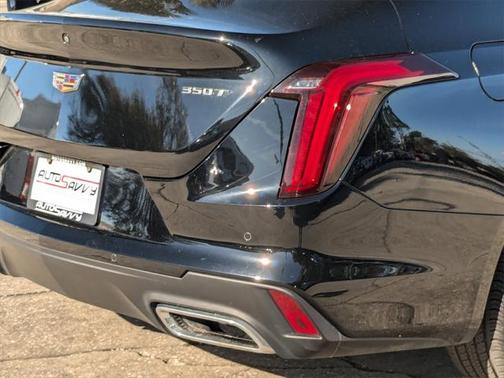 2023 Cadillac CT4 Premium Luxury