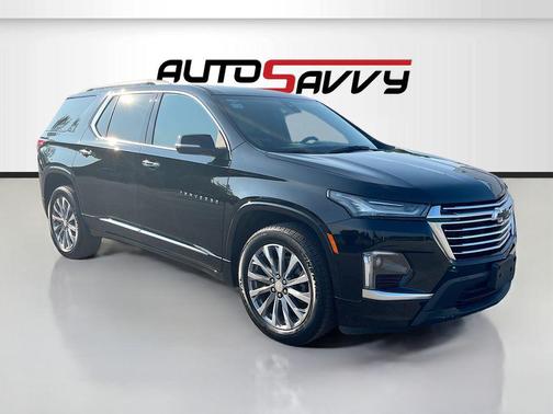 Mosaic Black Metallic 2023 Chevrolet Traverse Premier