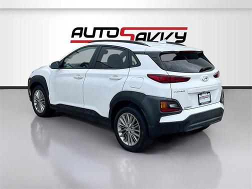 2021 Hyundai KONA SEL Plus