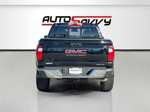 2023 GMC Canyon AT4