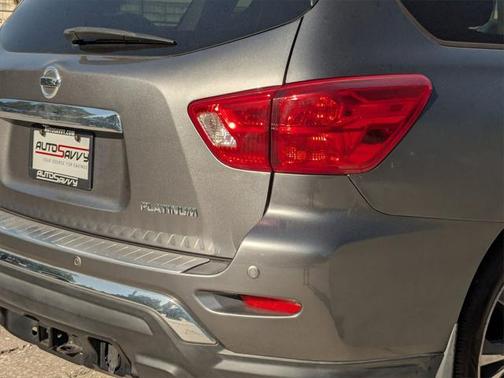 2019 Nissan Pathfinder Platinum