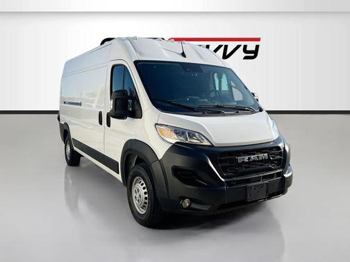 Bright White Clearcoat 2024 RAM ProMaster 2500 Tradesman