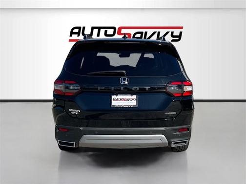 2024 Honda Pilot Touring 8-Passenger