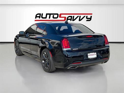 2022 Chrysler 300 S