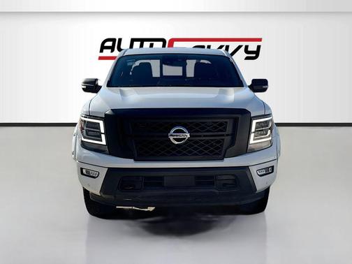 2022 Nissan Titan PRO-4X